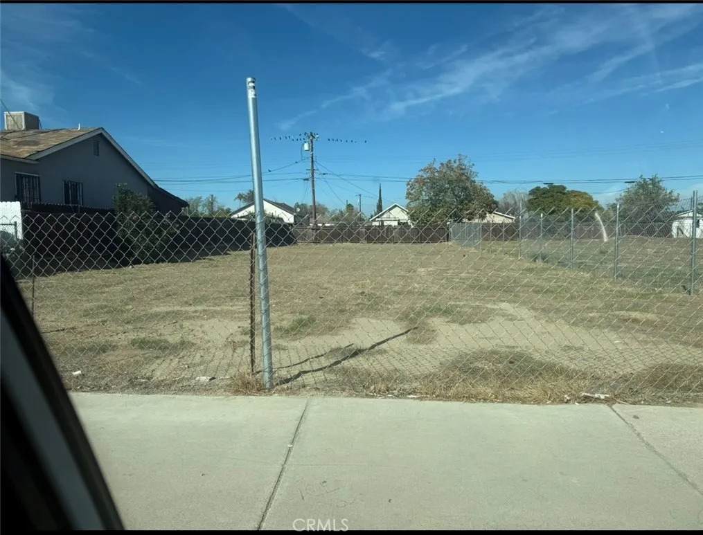 1420 Virginia - Photo 1