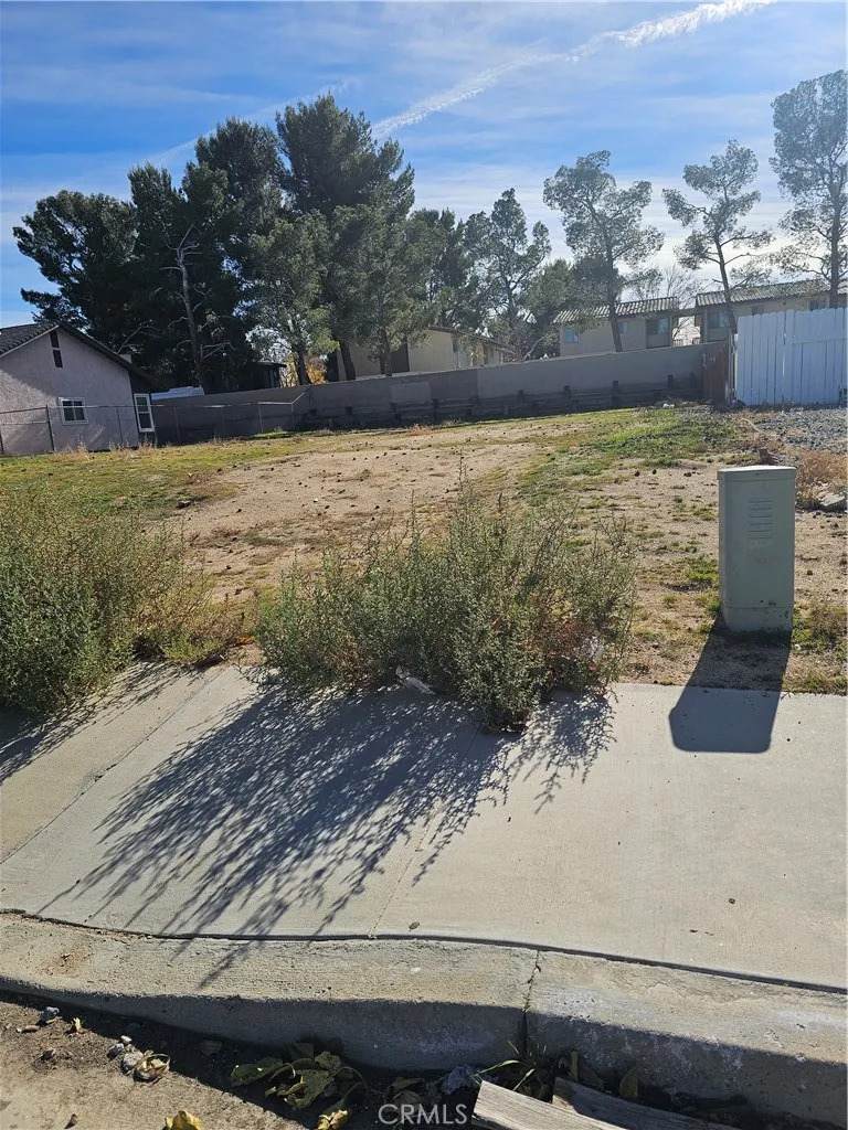 15131 Wildrose - Photo 1