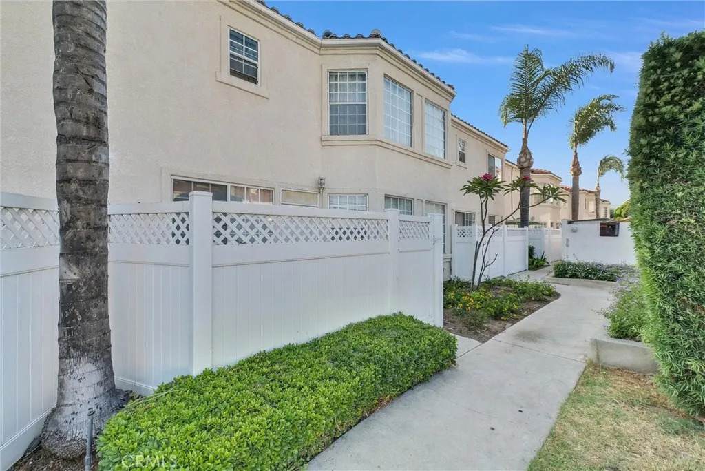 https://bt-photos.global.ssl.fastly.net/sandiego/orig_boomver_2_306608619-1.jpg