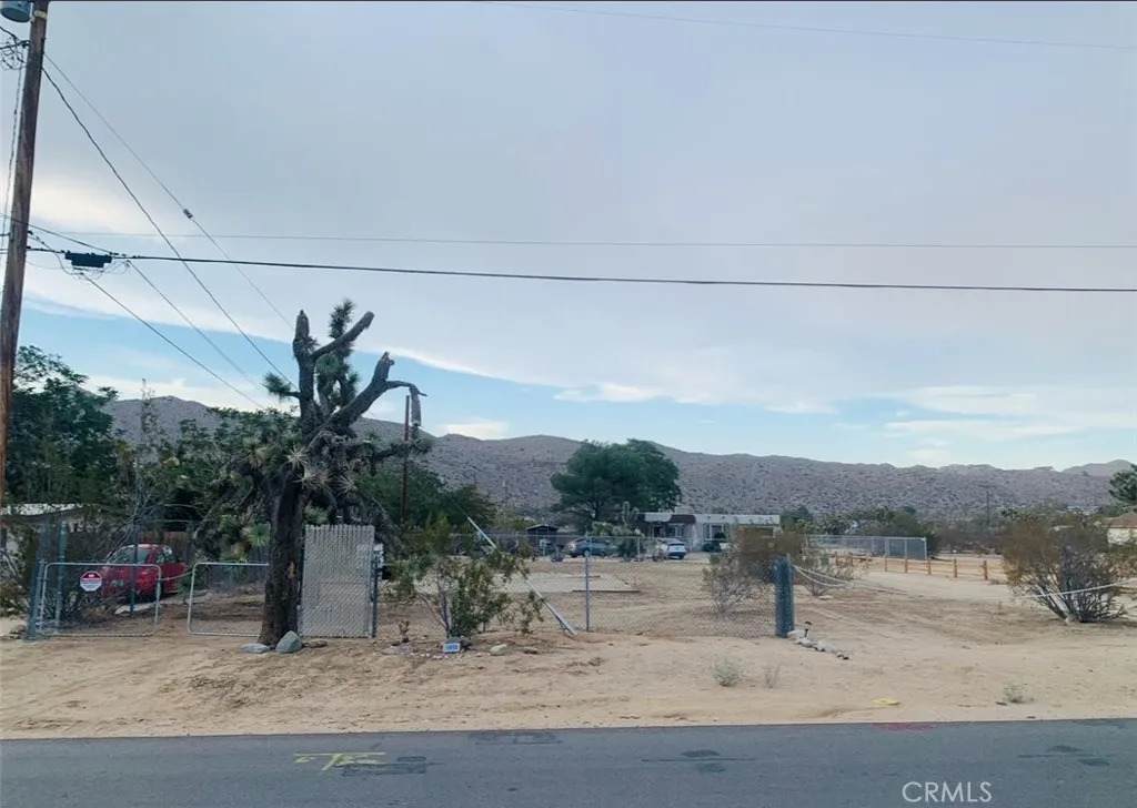 56650 Antelope Trail - Photo 1