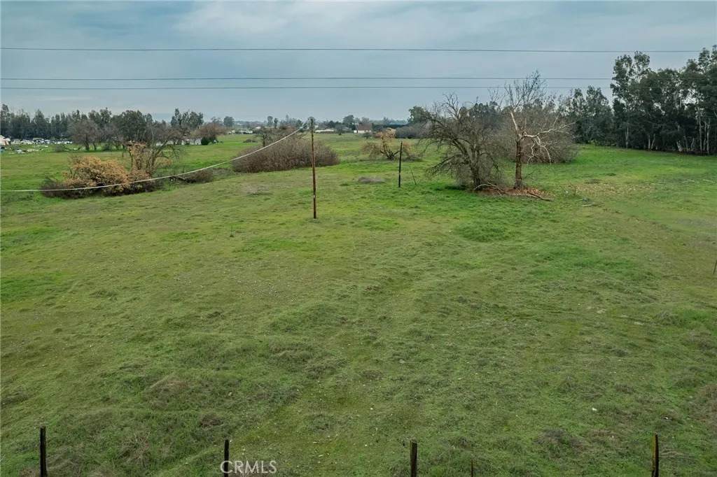 4712 County Road E - Photo 1