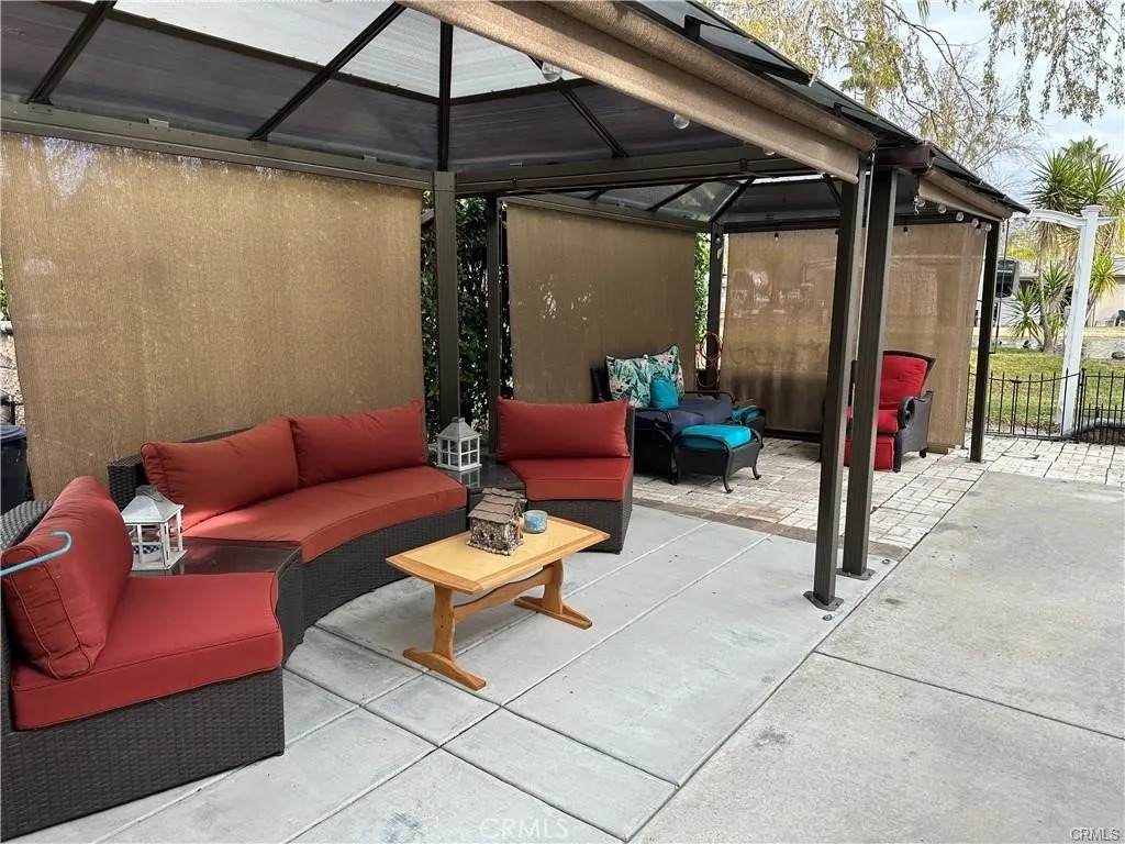 https://bt-photos.global.ssl.fastly.net/sandiego/orig_boomver_2_306631100-1.jpg