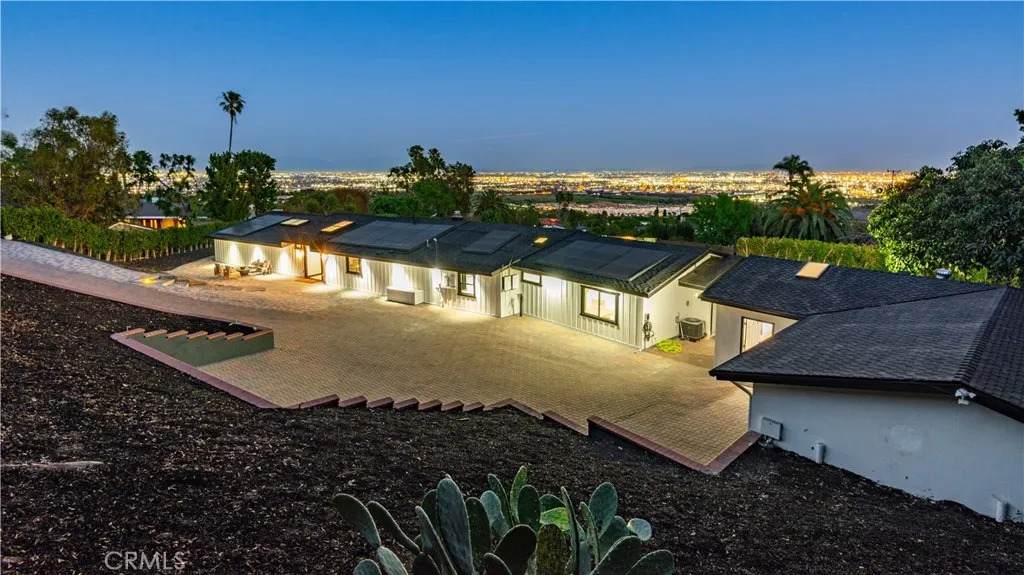 28056 Palos Verdes Drive East - Photo 1