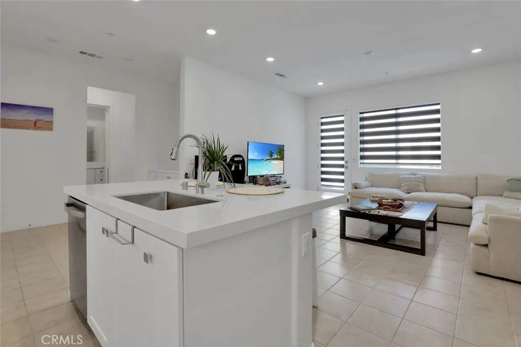 145 Sash - Photo 1
