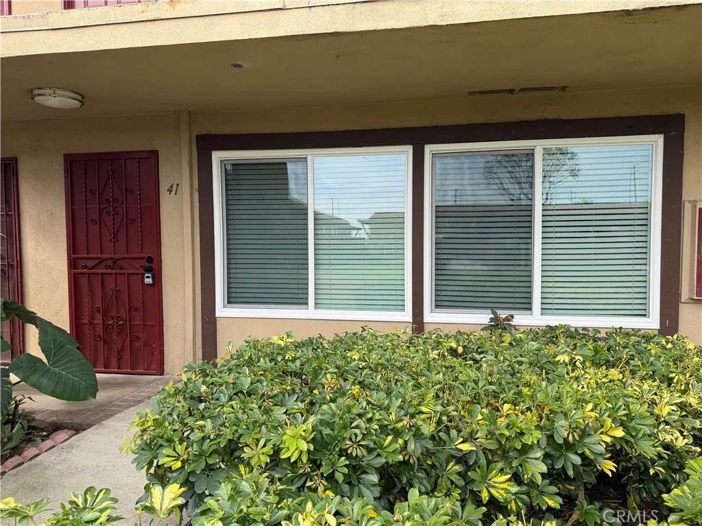1400 Warner Avenue - Photo 1