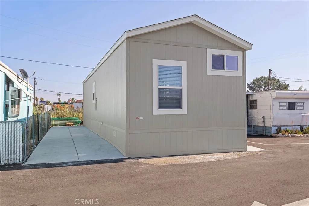 6154 Mission - Photo 1