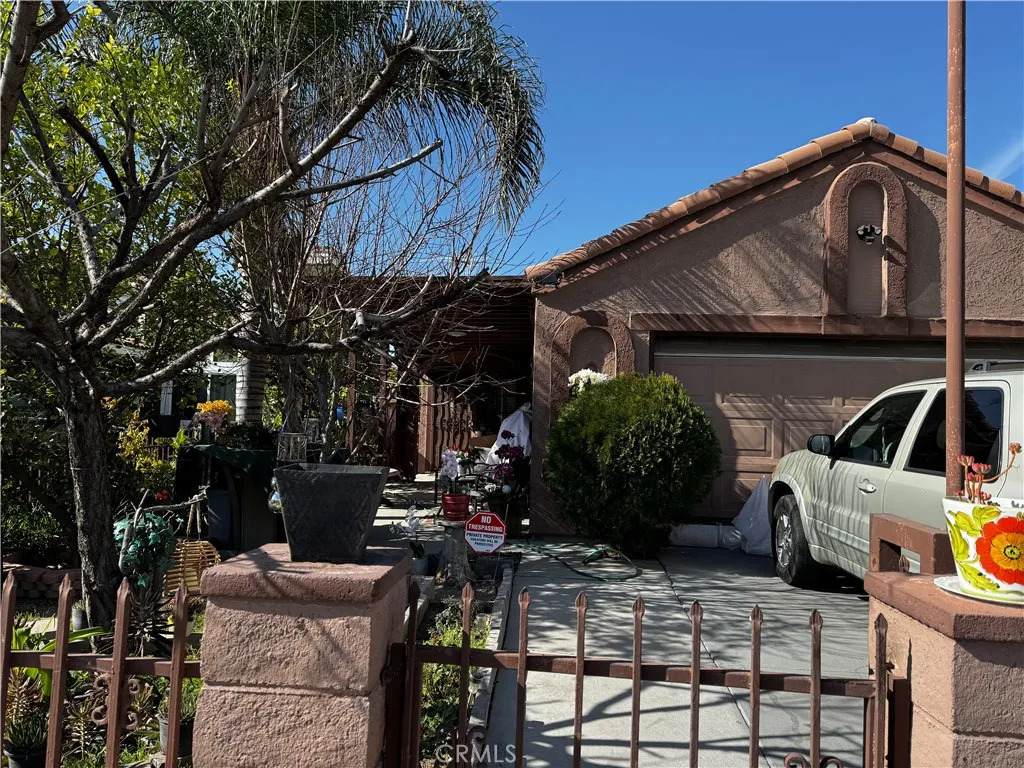 1486 Olivecrest - Photo 1