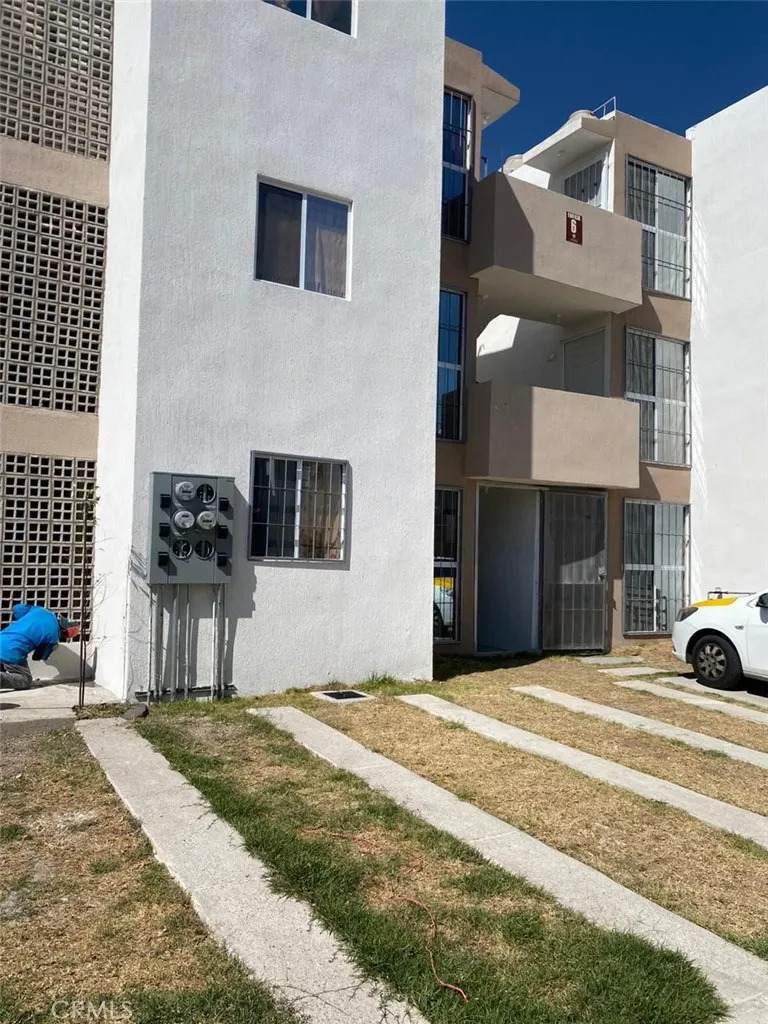 300 Calle Valle De Drino - Photo 1