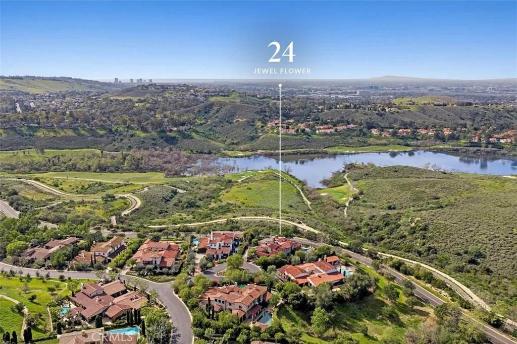 24 Jewel Flower - Photo 1