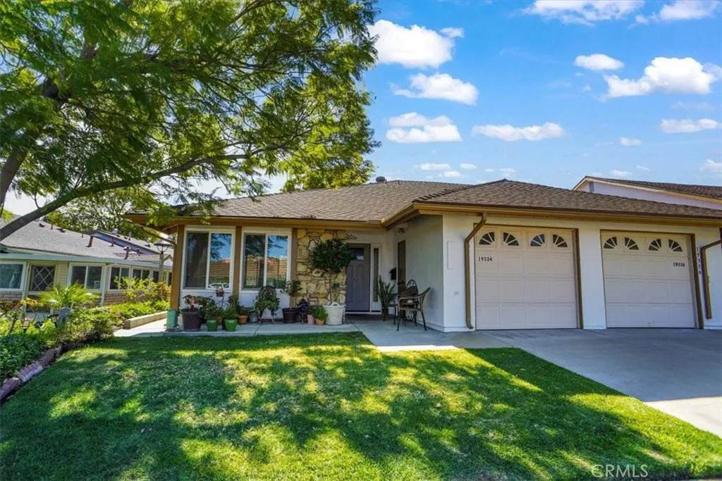 19334 Oak Crossing - Photo 1