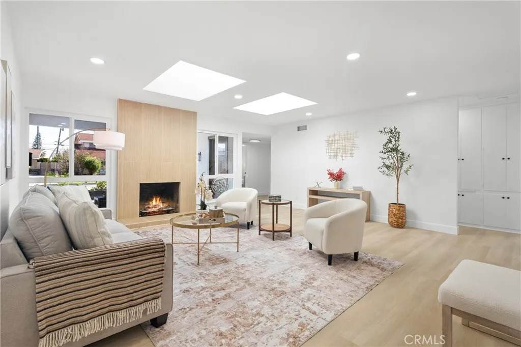 13731 Claremont Street - Photo 1