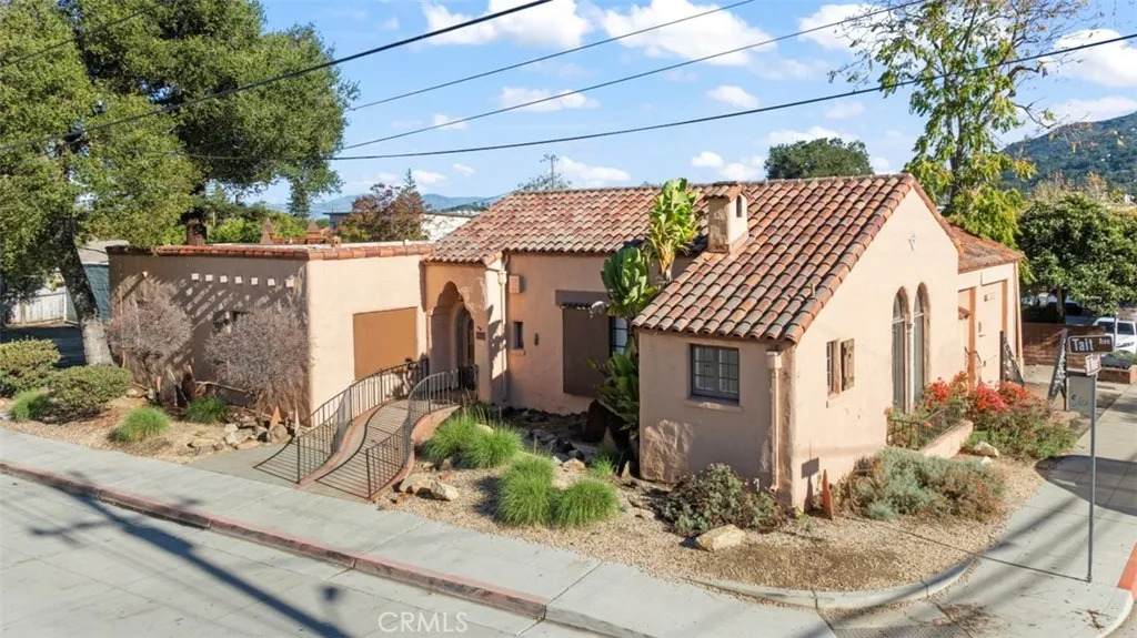 4 Tait Avenue - Photo 1