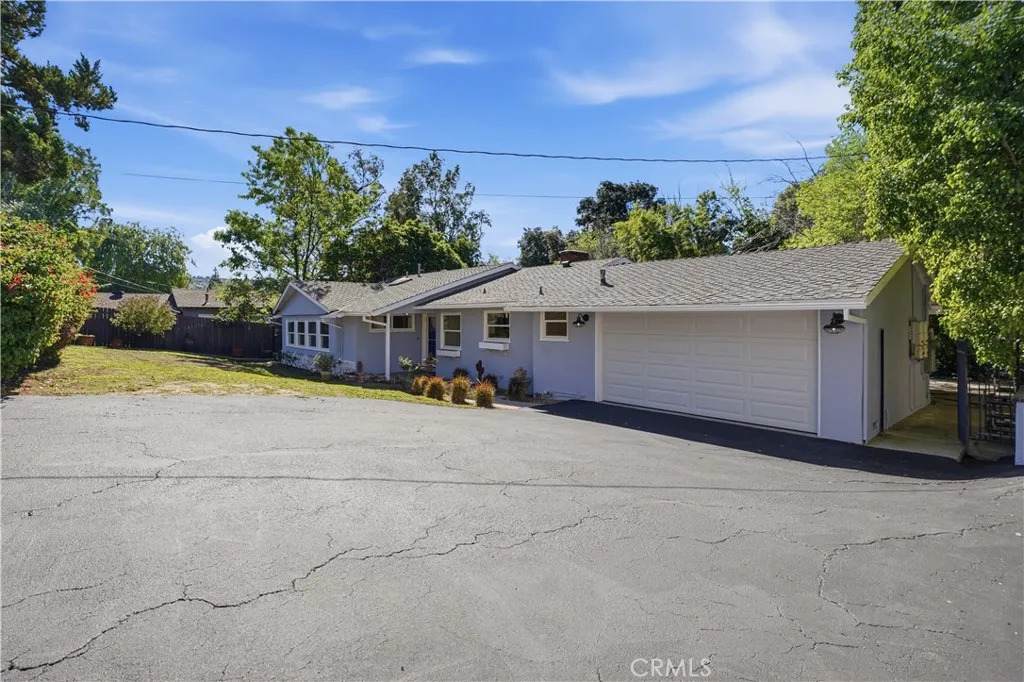 4731 Tyrone Avenue - Photo 1