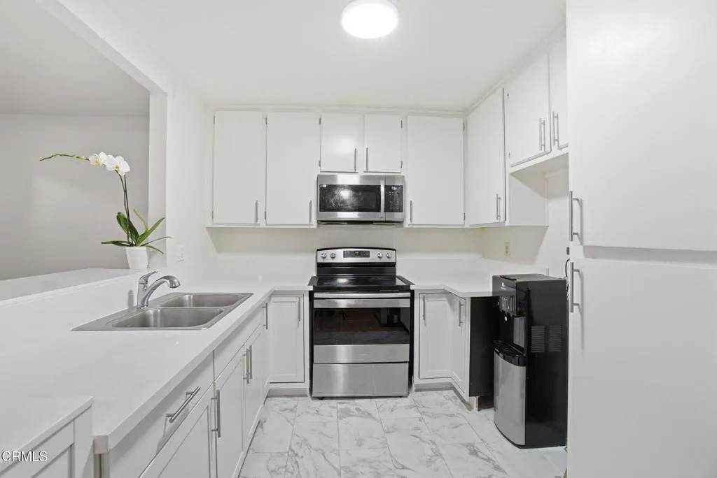 1300 Saratoga Avenue - Photo 1