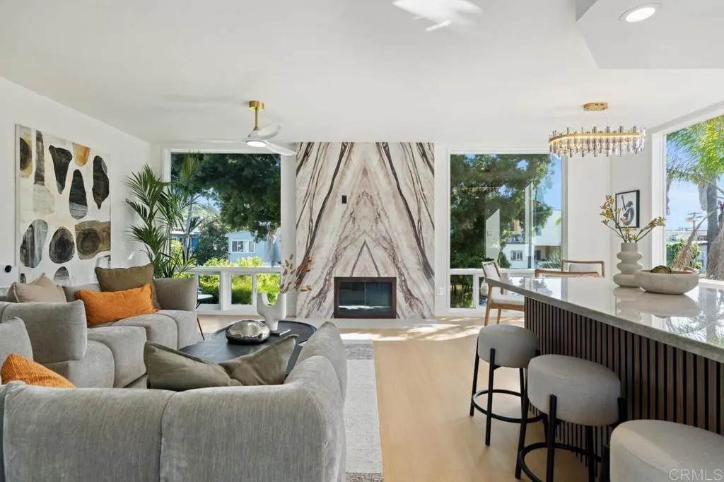 408 Bonair Street - Photo 1