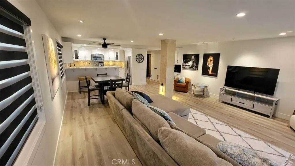 2424 Gaffey - Photo 1