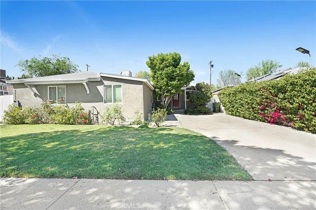 6659 Zelzah Ave - Photo 1