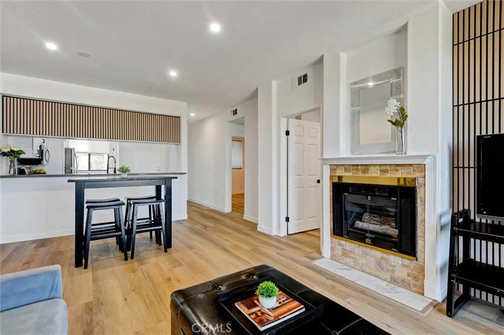 555 Maine Avenue - Photo 1