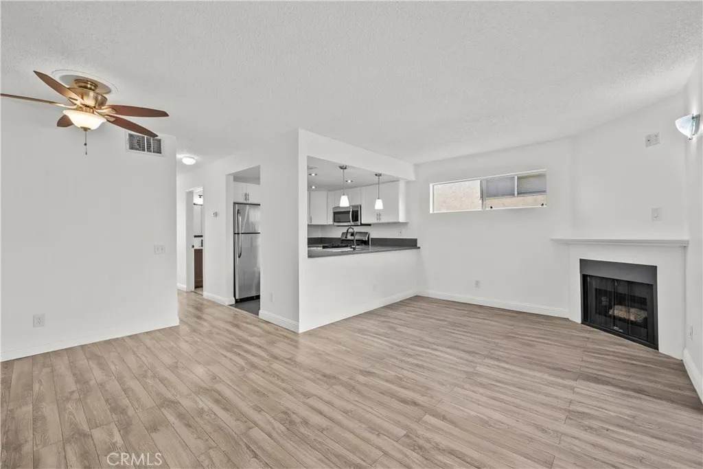 18209 Sierra Highway - Photo 1