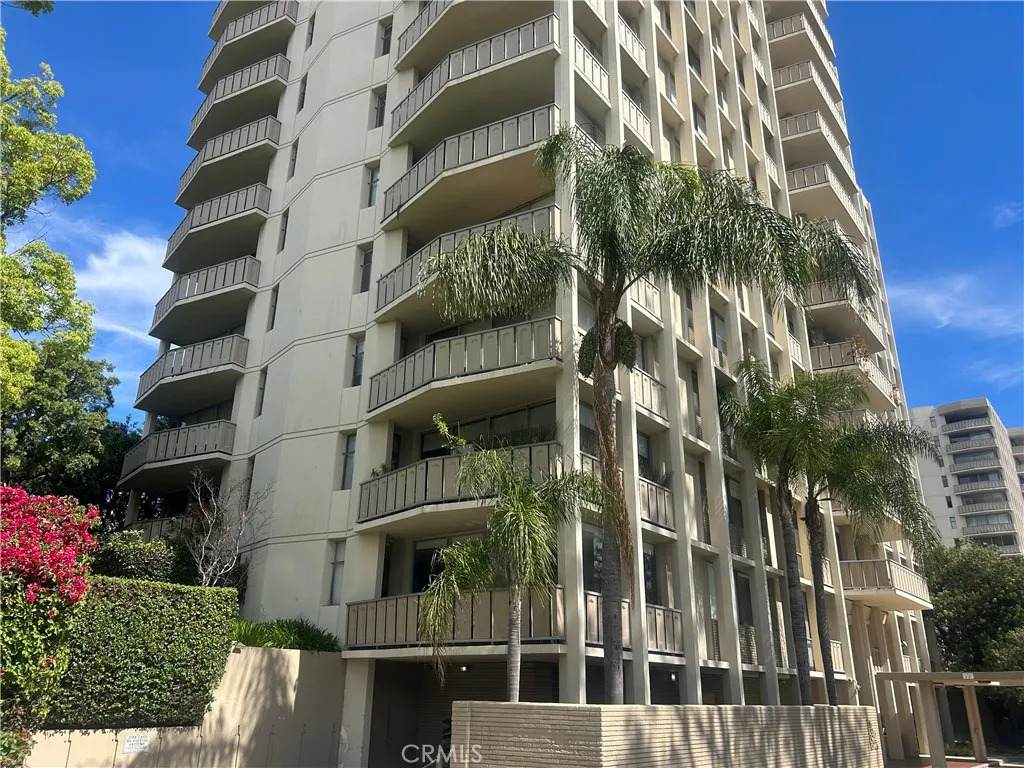 4455 Los Feliz Blvd - Photo 1