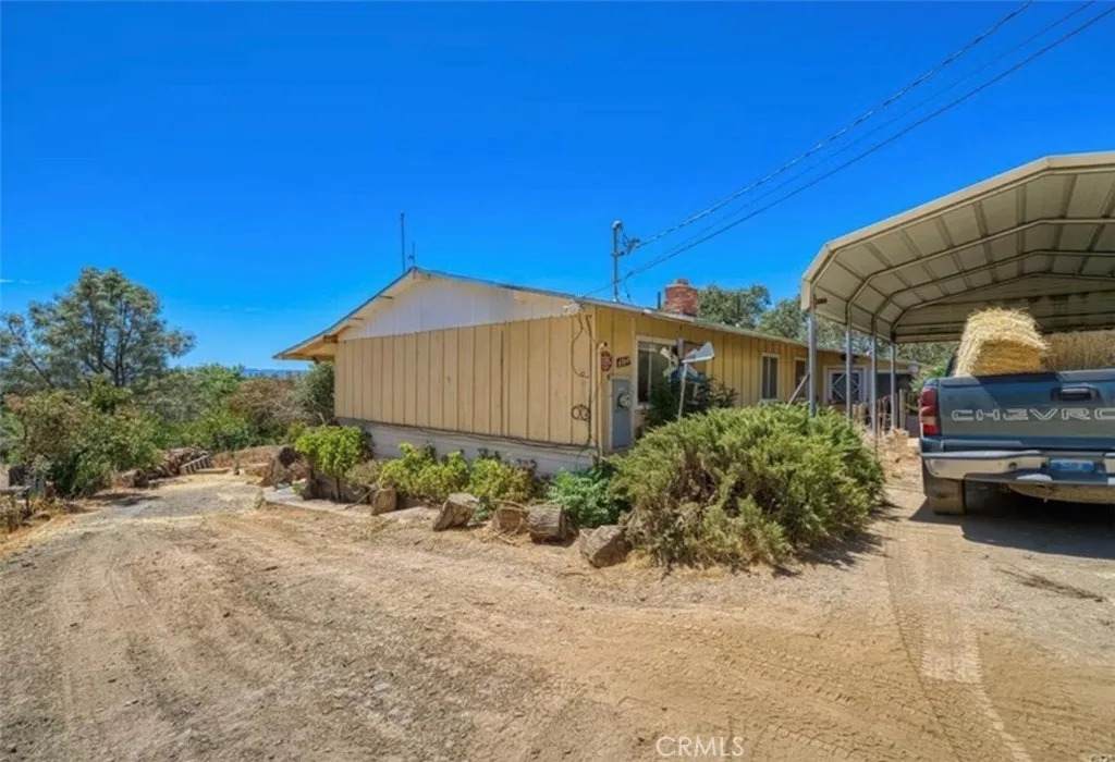 4369 Lakeview Terrace - Photo 1