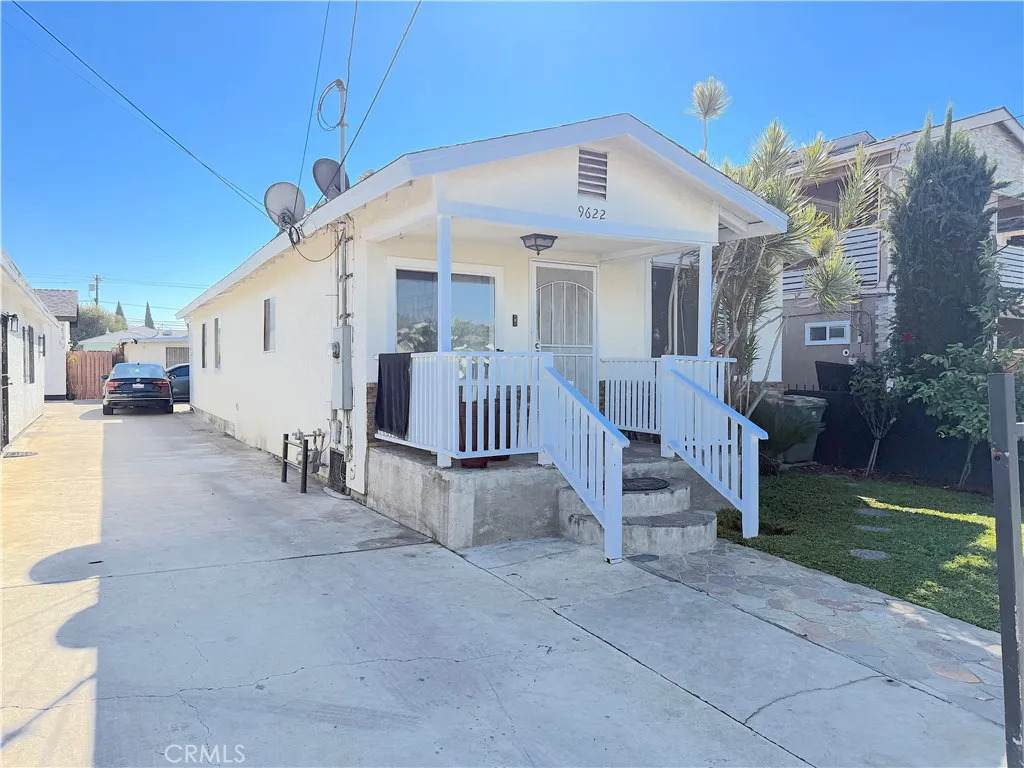 9622 Evers - Photo 1