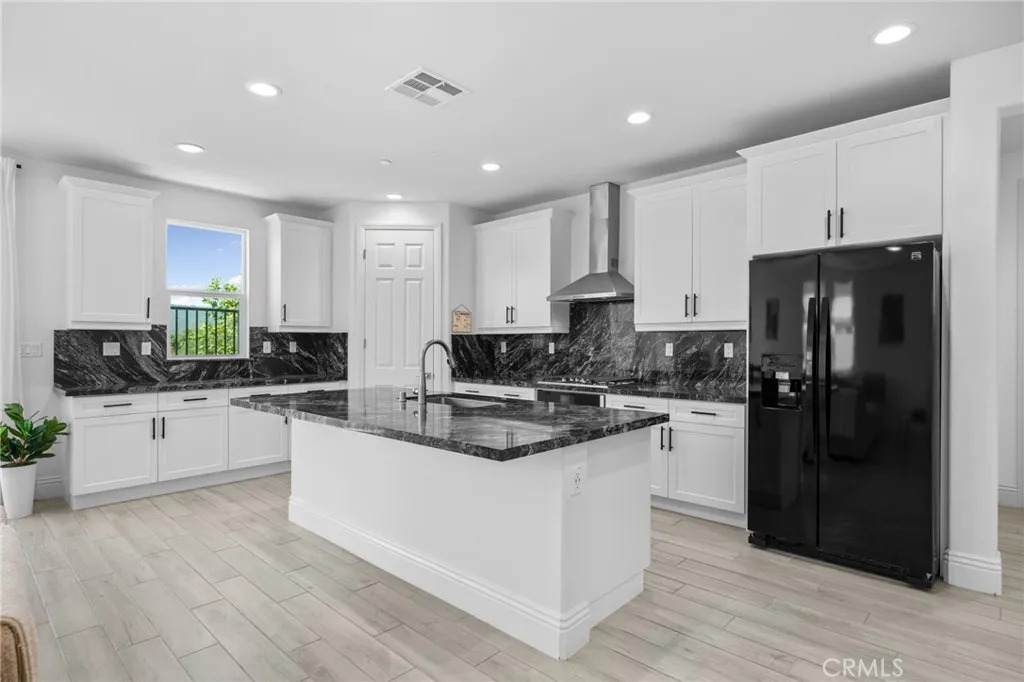 24205 Selwood Drive - Photo 1
