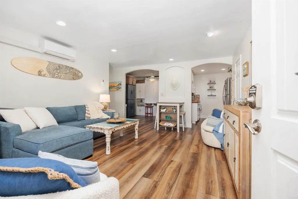 405 Requeza Street - Photo 1