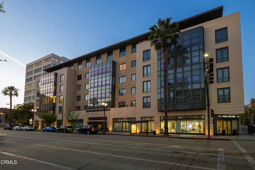 345 Colorado Boulevard - Photo 1