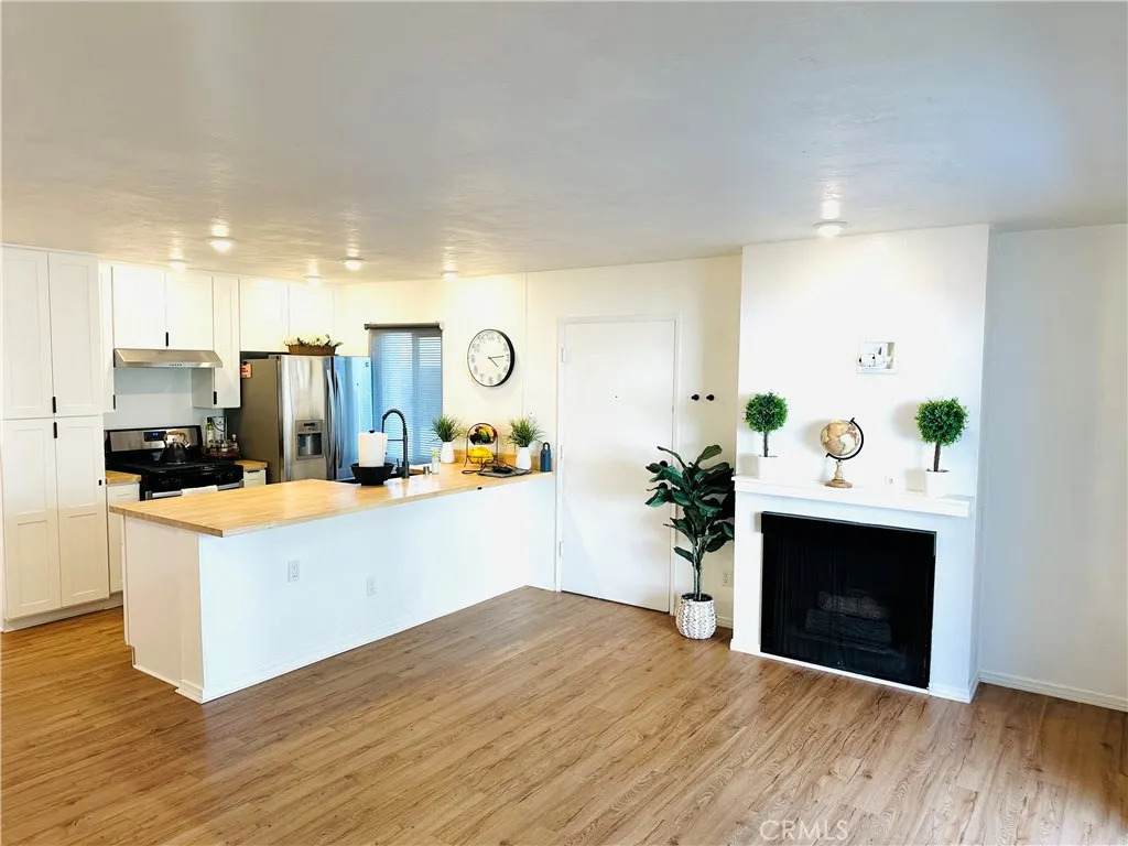 2815 Fairview - Photo 1
