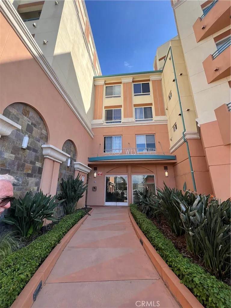 580 Main - Photo 1