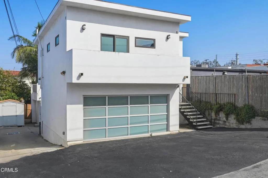 137 Arena Street - Photo 1