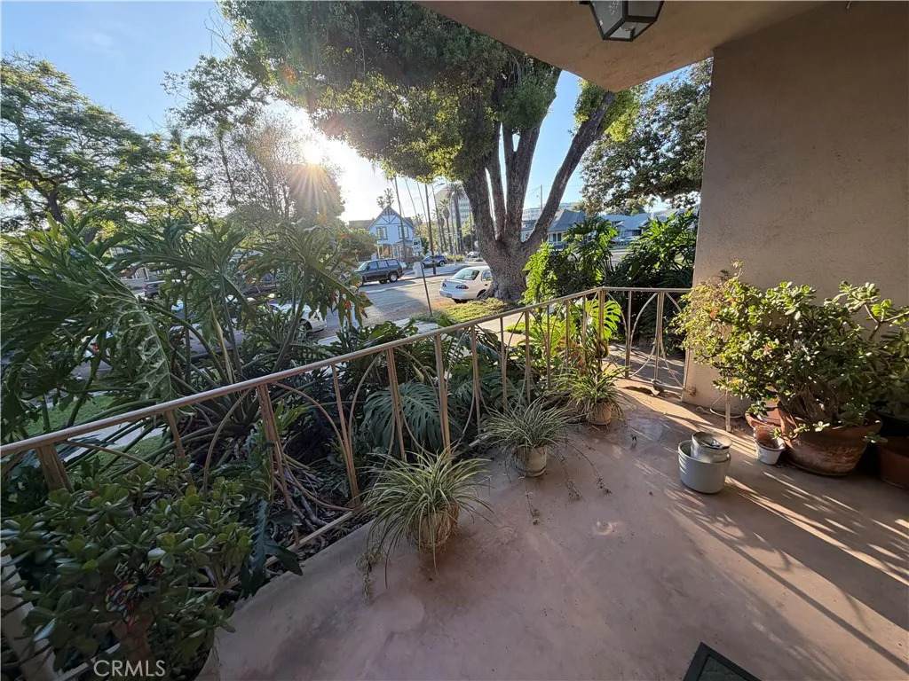919 Minter Street - Photo 1