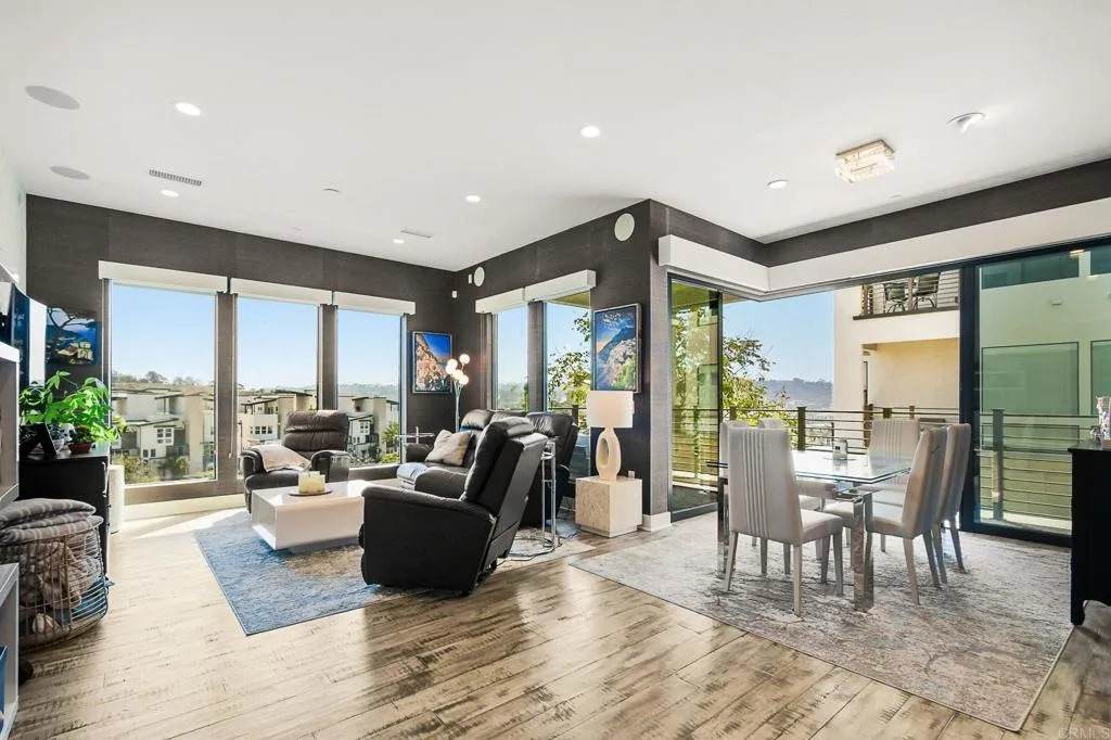 8571 Aspect Dr - Photo 1