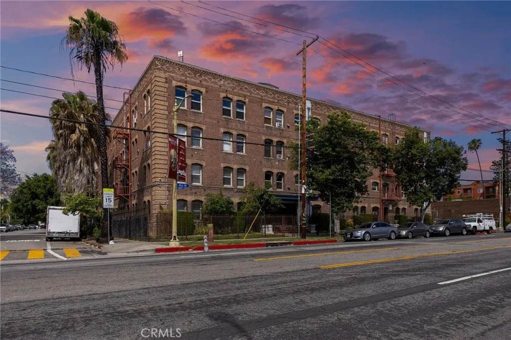 4125 Figueroa - Photo 1