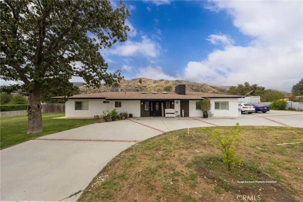 770 Wesley - Photo 1