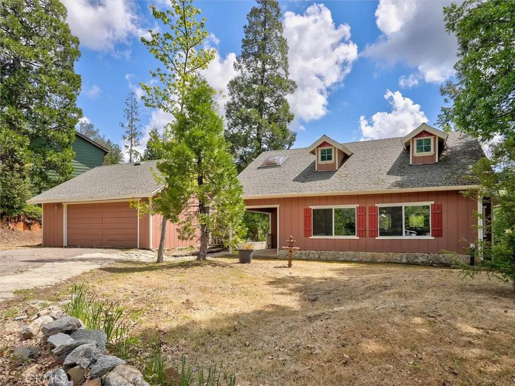 60036 Cascadel Dr S - Photo 1