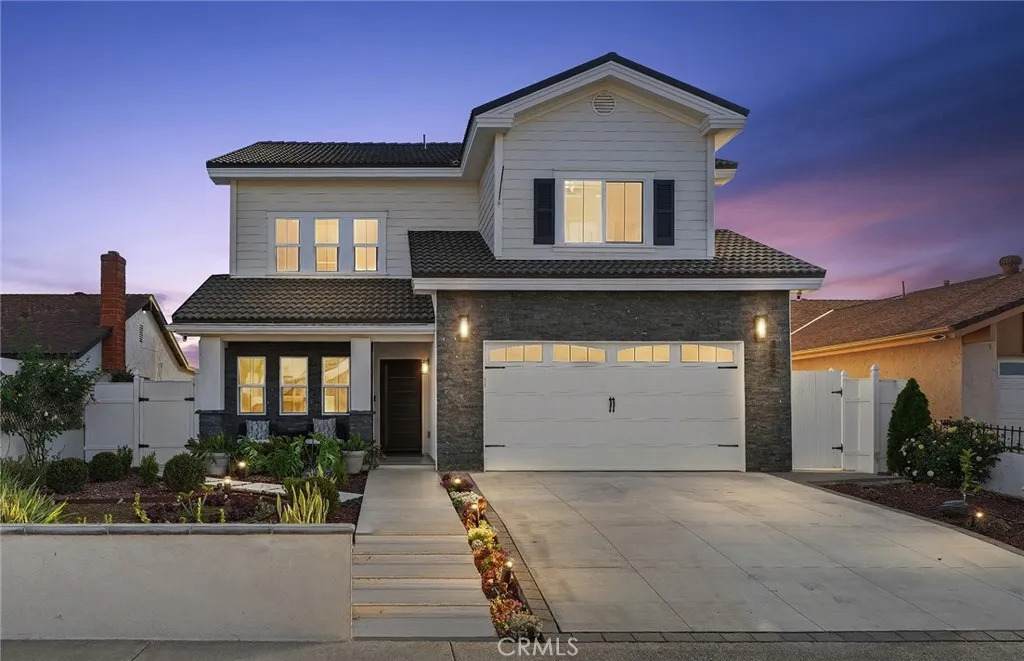 4652 Charnock - Photo 1