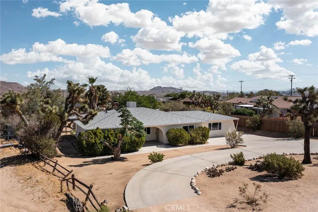 58390 Delano Trail - Photo 1