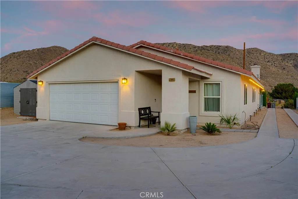 53065 29 Palms Highway - Photo 1