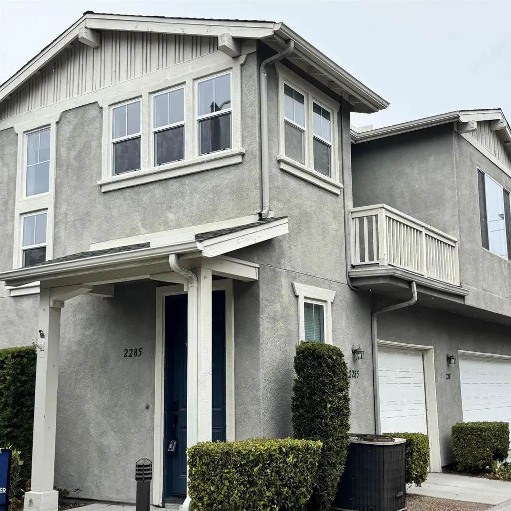 2285 Whistling Ln - Photo 1