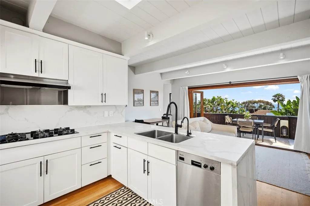 31888 Hillside - Photo 1