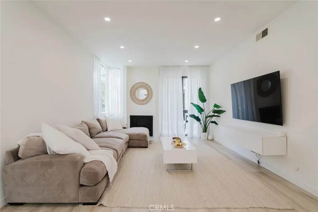 1305 Columbus Avenue - Photo 1