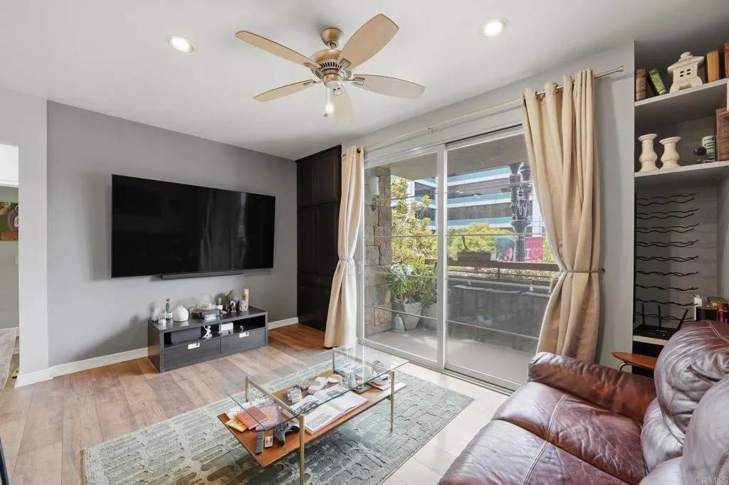 1480 Broadway - Photo 1