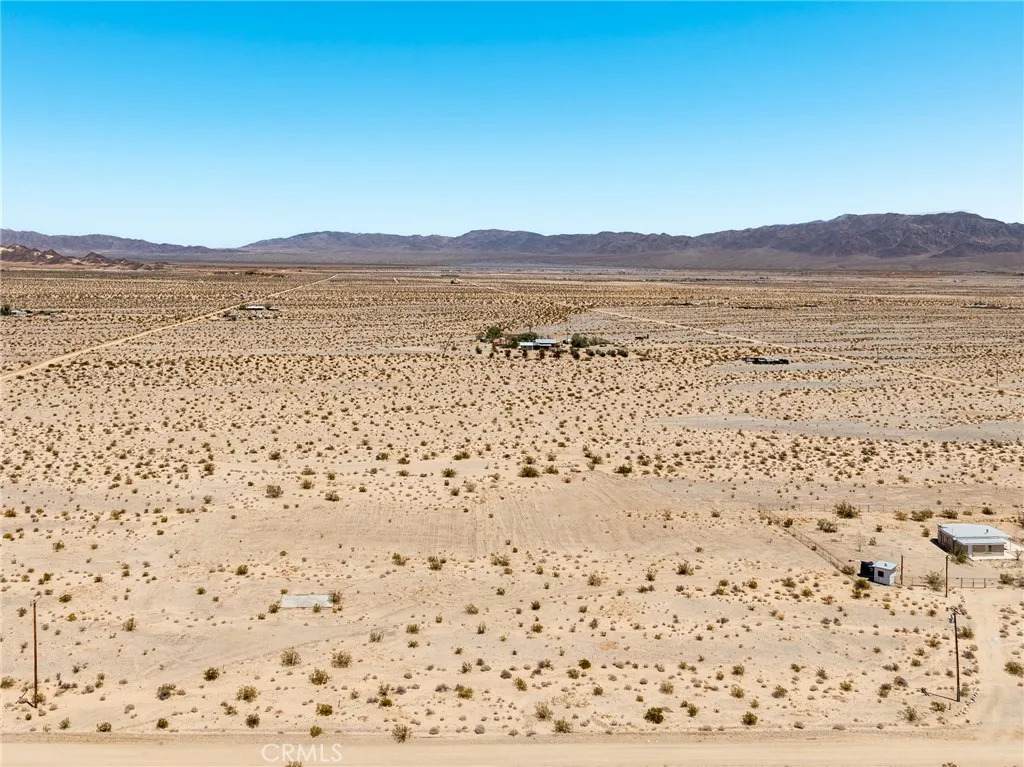 80858 South - Photo 1