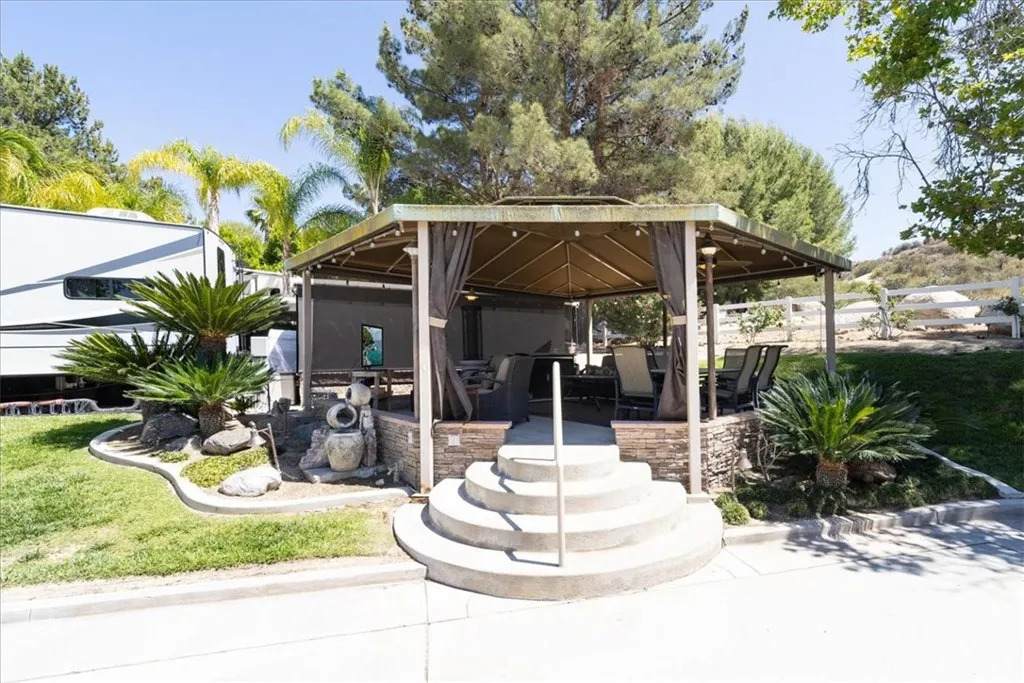 https://bt-photos.global.ssl.fastly.net/sandiego/orig_boomver_2_306735232-1.jpg