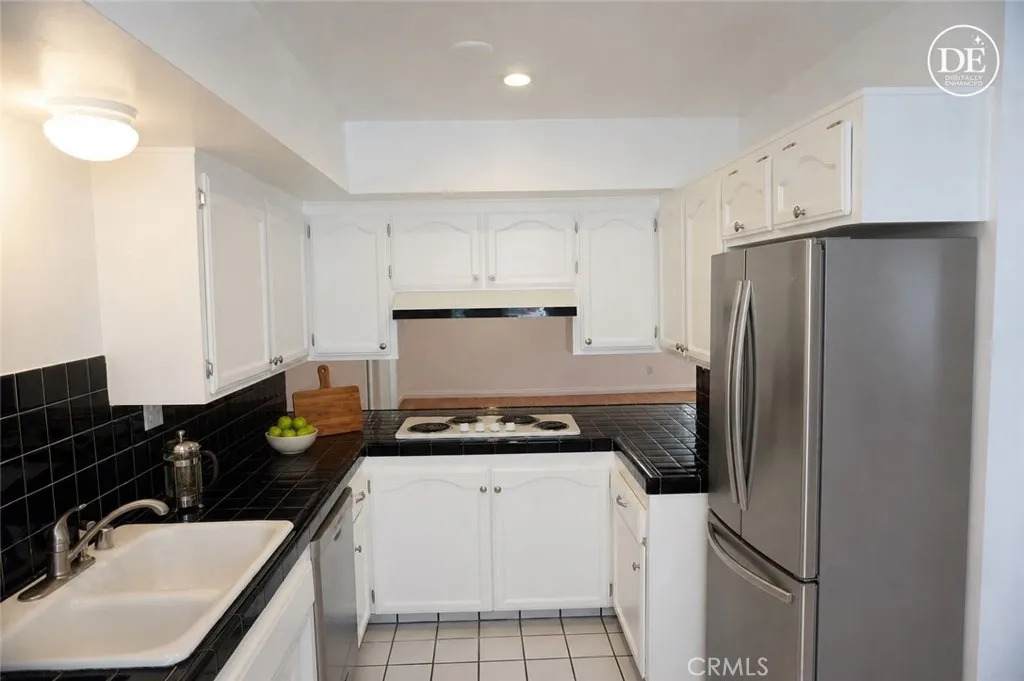 4610 Densmore Avenue - Photo 1