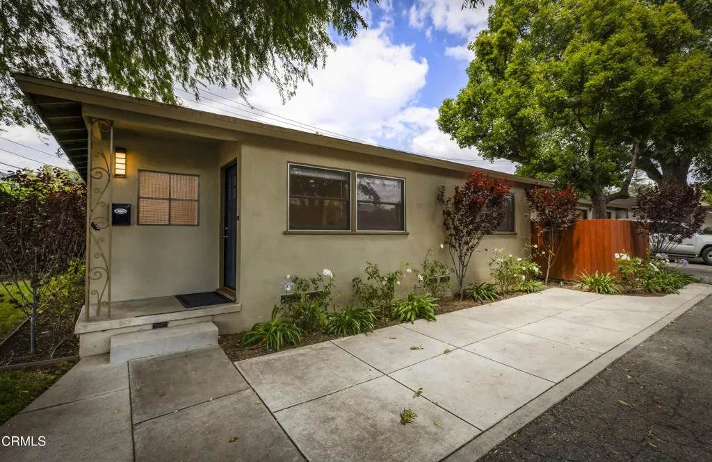 420 Violet Avenue - Photo 1
