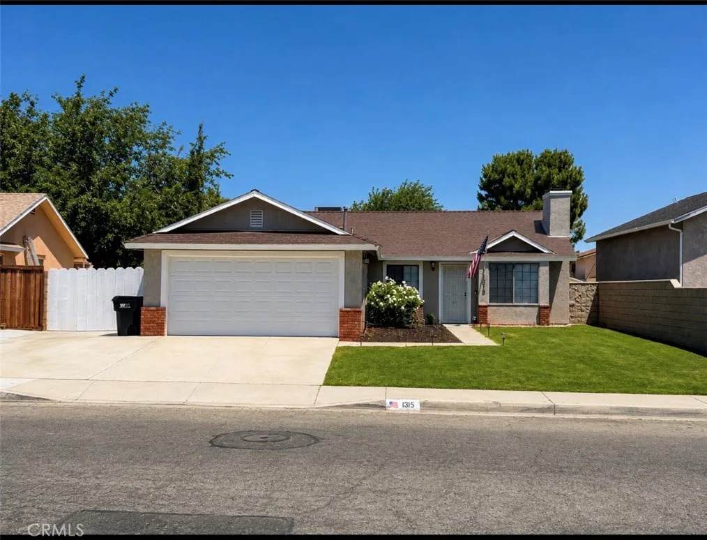 1315 Ave J5 - Photo 1