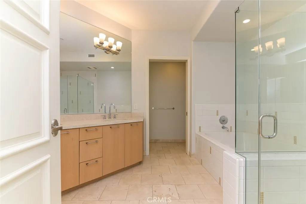 268 Caruso Avenue - Photo 1
